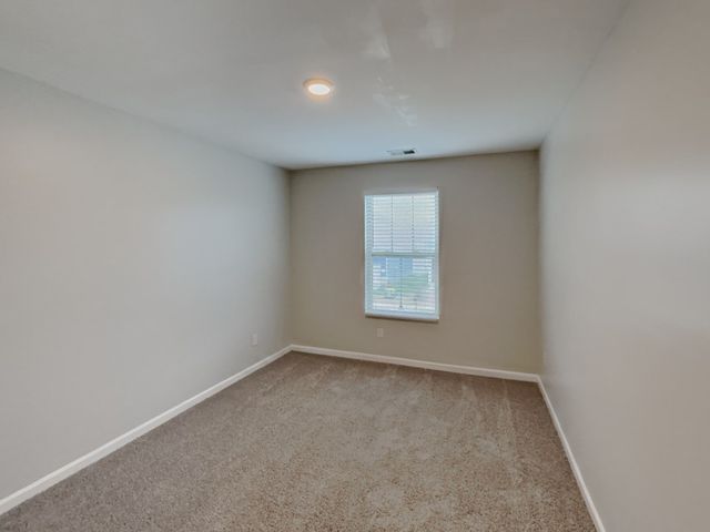 8012 Craighead Dr, Lebanon, TN 37087