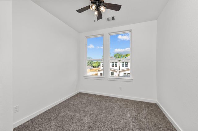 6824 Calhoun Road, Houston, TX 77021