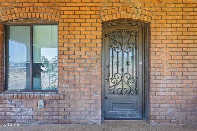 1341 E BRILL Street, Phoenix, AZ 85006