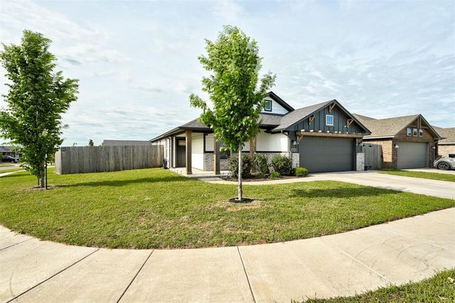 12808 NW 4th Terrace, Yukon, OK 73099