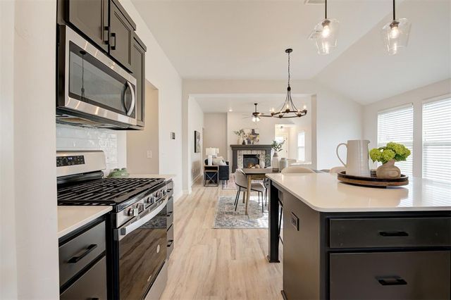 12808 NW 4th Terrace, Yukon, OK 73099