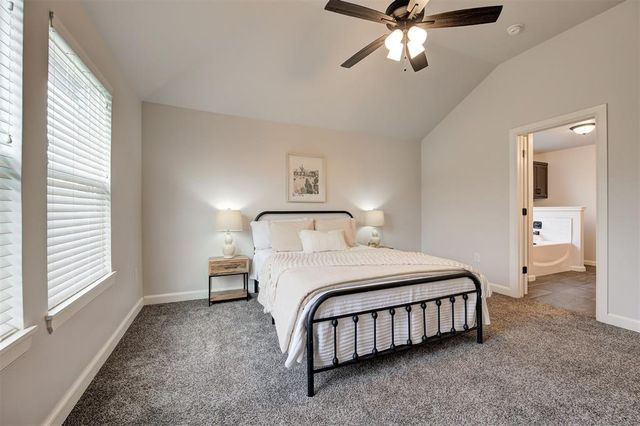 12808 NW 4th Terrace, Yukon, OK 73099