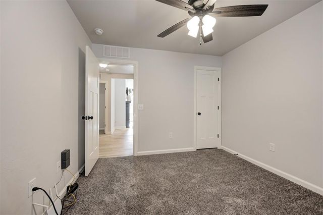 12808 NW 4th Terrace, Yukon, OK 73099