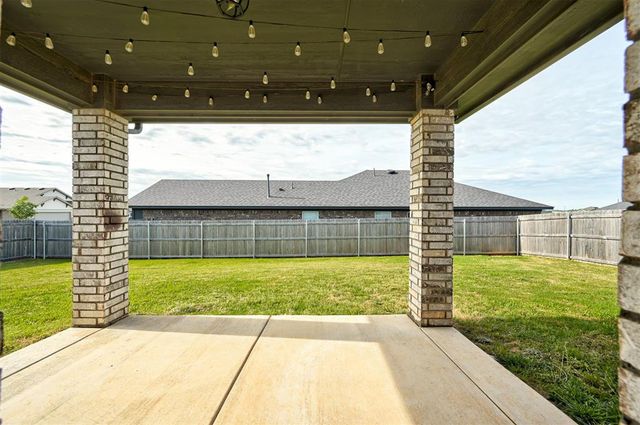 12808 NW 4th Terrace, Yukon, OK 73099
