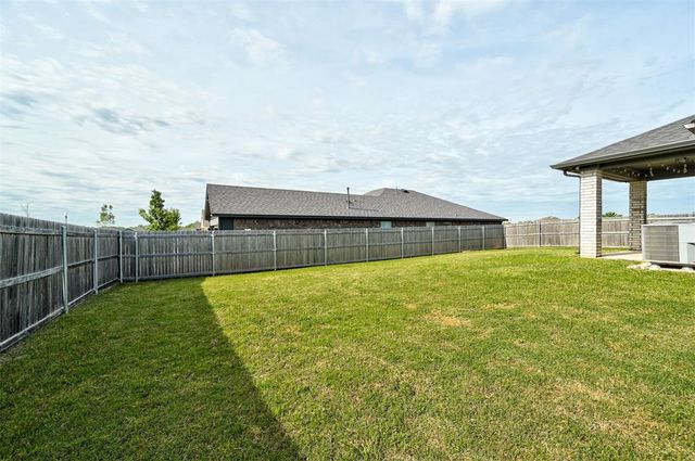 12808 NW 4th Terrace, Yukon, OK 73099