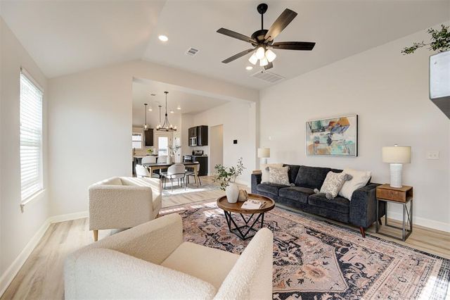 12808 NW 4th Terrace, Yukon, OK 73099