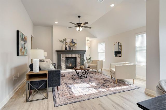 12808 NW 4th Terrace, Yukon, OK 73099