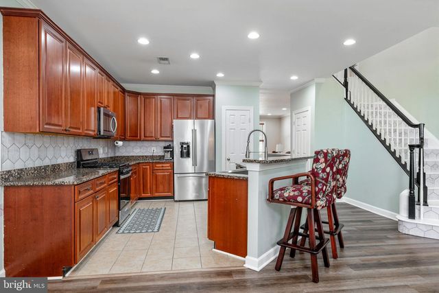 5019 SOFTWOOD LN, Woodbridge, VA 22192