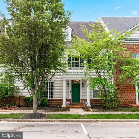 5019 SOFTWOOD LN, Woodbridge, VA 22192