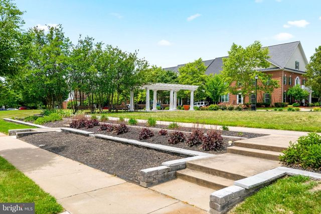 5019 SOFTWOOD LN, Woodbridge, VA 22192