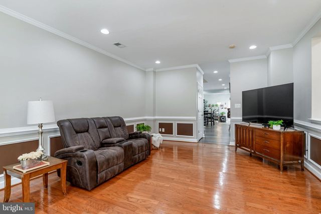 5019 SOFTWOOD LN, Woodbridge, VA 22192