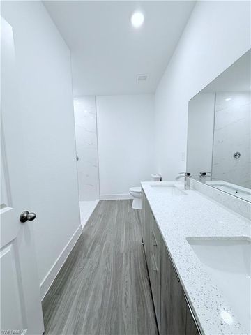 9027 E CASTLE CIR, Labelle, FL 33935