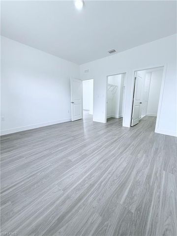 9027 E CASTLE CIR, Labelle, FL 33935