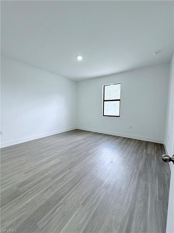 9027 E CASTLE CIR, Labelle, FL 33935