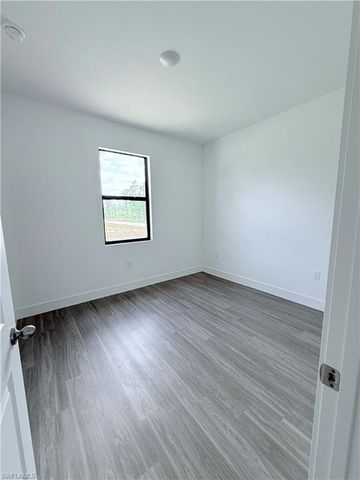 9027 E CASTLE CIR, Labelle, FL 33935