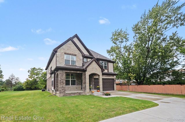 3499 John R Road, Troy, MI 48083