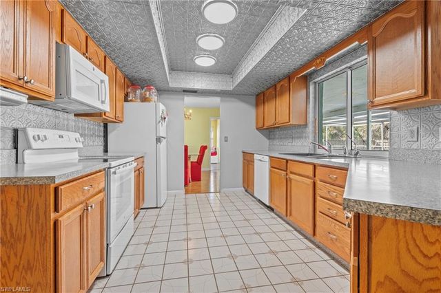 730 Bering AVE S, Lehigh Acres, FL 33974