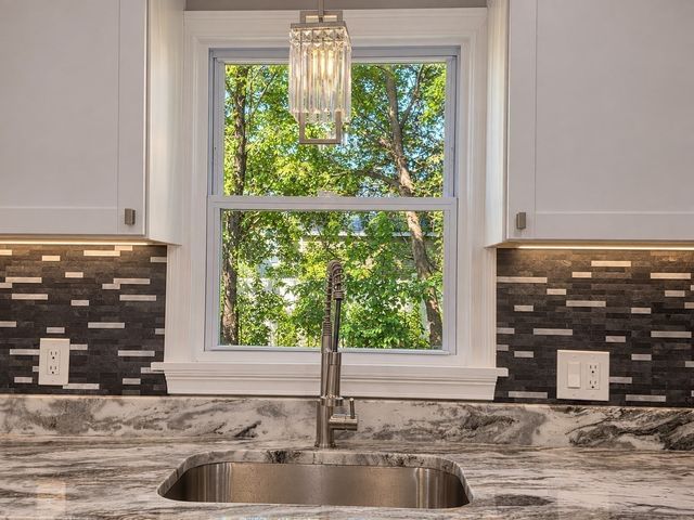 161 11th, Leominster, MA 01453