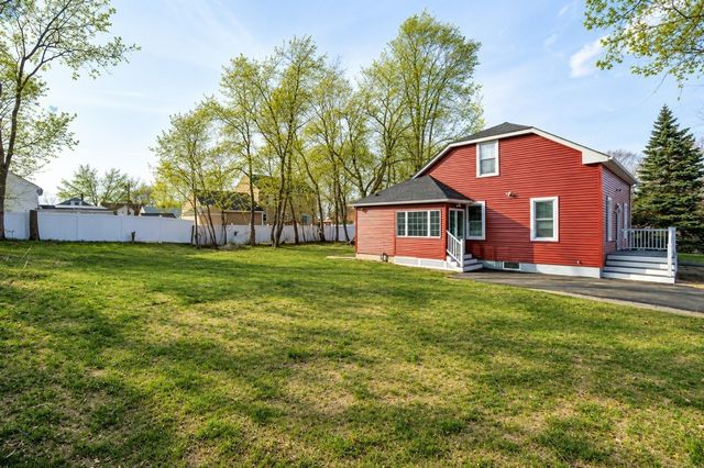 161 11th, Leominster, MA 01453