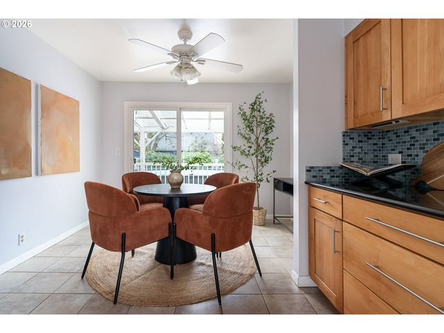 6933 N CONCORD Ave, Portland, OR 97217