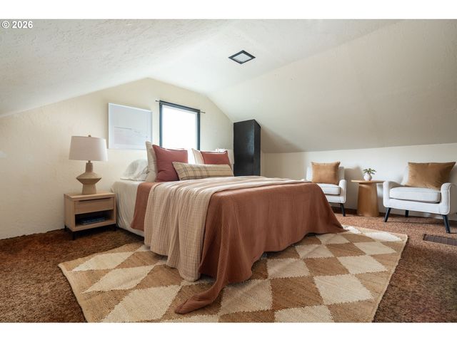 6933 N CONCORD Ave, Portland, OR 97217