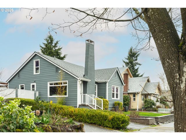 6933 N CONCORD Ave, Portland, OR 97217