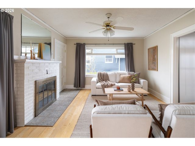 6933 N CONCORD Ave, Portland, OR 97217