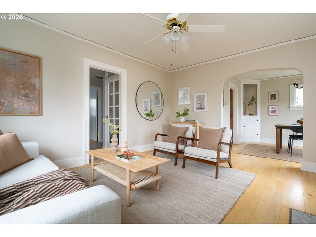 6933 N CONCORD Ave, Portland, OR 97217