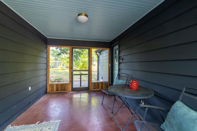 3607 Zenith Avenue N, Robbinsdale, MN 55422