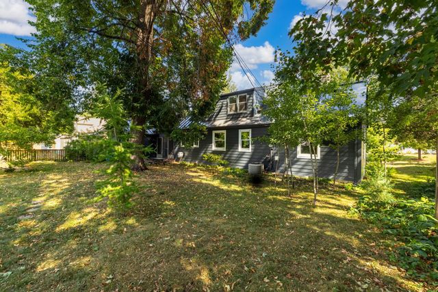 3607 Zenith Avenue N, Robbinsdale, MN 55422