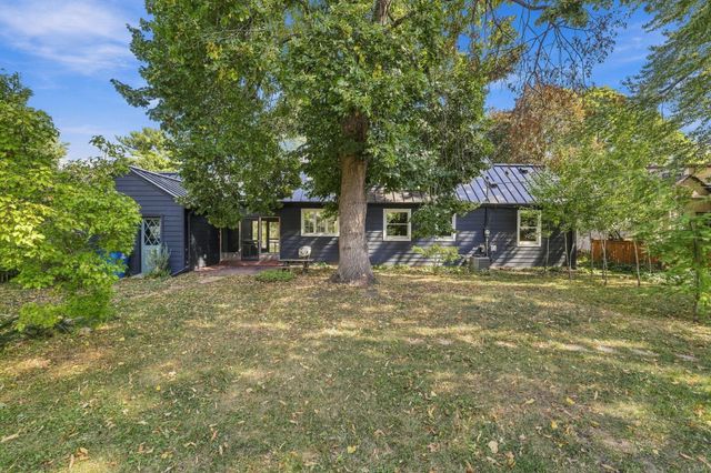 3607 Zenith Avenue N, Robbinsdale, MN 55422
