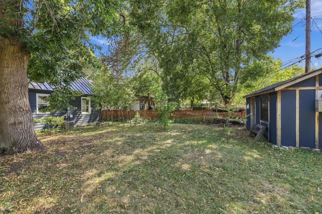 3607 Zenith Avenue N, Robbinsdale, MN 55422