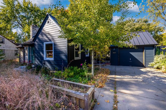 3607 Zenith Avenue N, Robbinsdale, MN 55422