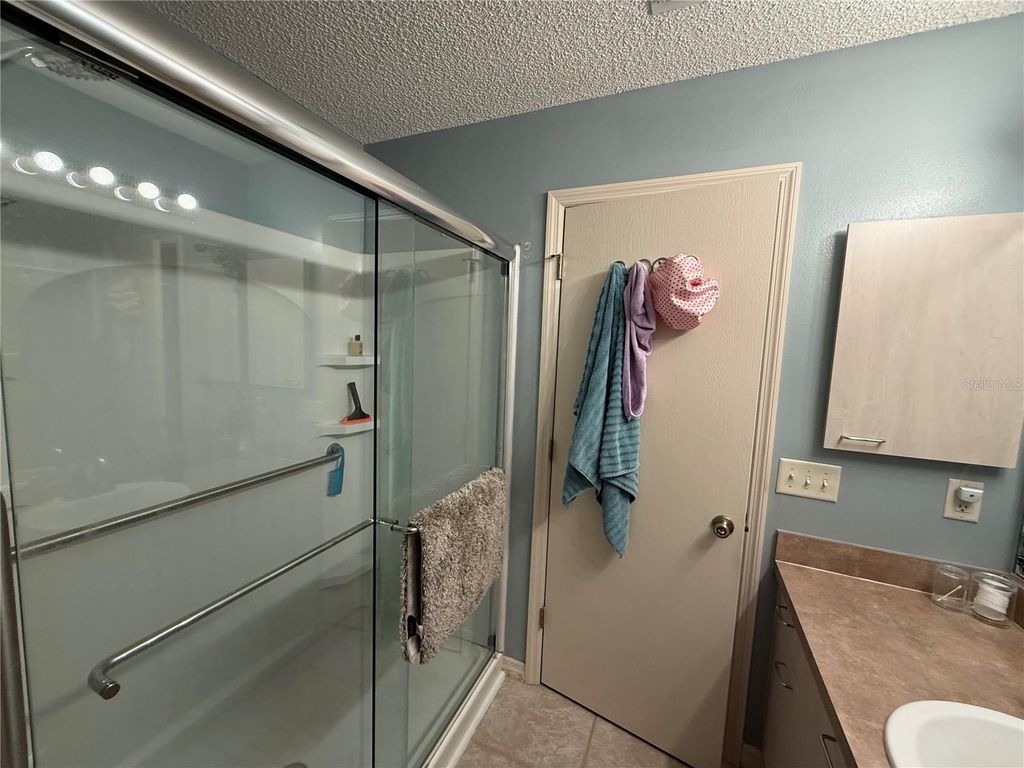 Image 24 of property listing at 17662 SE 93RD BUTLER COURT, The Villages, FL 32162