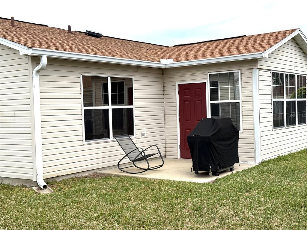 Image 4 of property listing at 17662 SE 93RD BUTLER COURT, The Villages, FL 32162