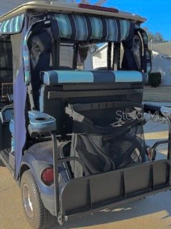 Image 32 of property listing at 17662 SE 93RD BUTLER COURT, The Villages, FL 32162