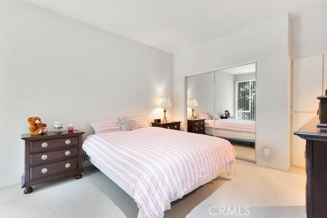 19350 Sherman Way 103, Reseda (los Angeles), CA 91335