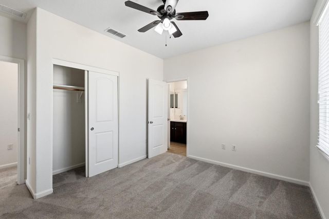 2432 Middlebury Dr, Lathrop, CA 95330