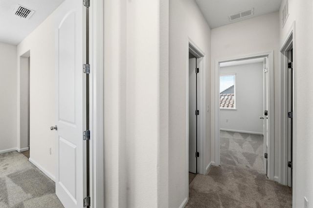 2432 Middlebury Dr, Lathrop, CA 95330