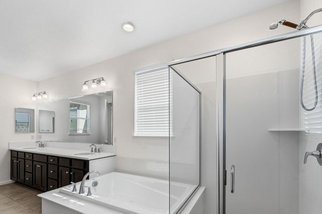 2432 Middlebury Dr, Lathrop, CA 95330