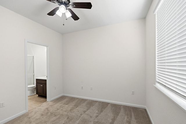 2432 Middlebury Dr, Lathrop, CA 95330