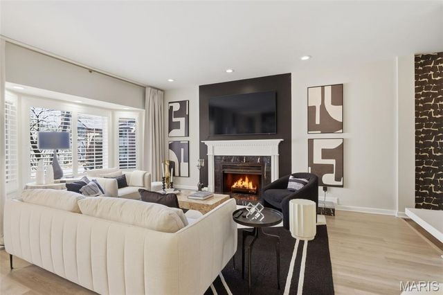 4454 Lindell Boulevard 27, St Louis, MO 63108