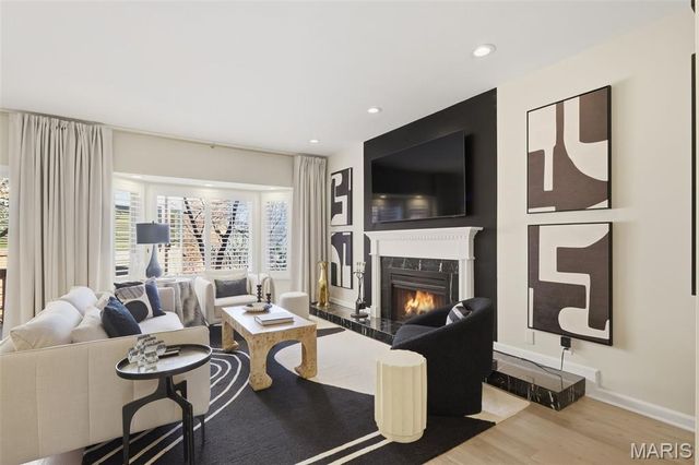 4454 Lindell Boulevard 27, St Louis, MO 63108