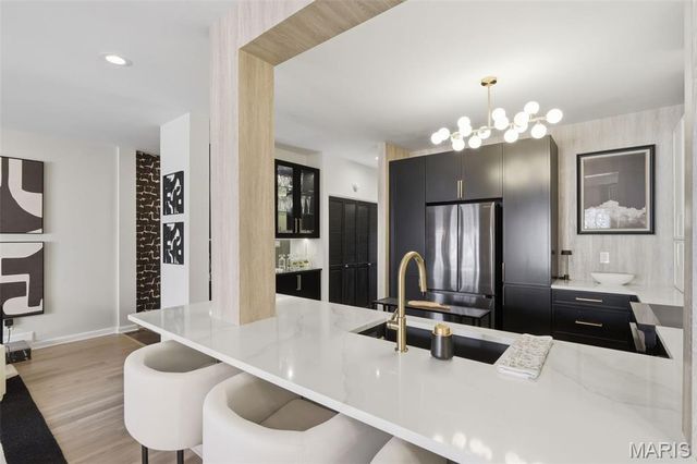 4454 Lindell Boulevard 27, St Louis, MO 63108