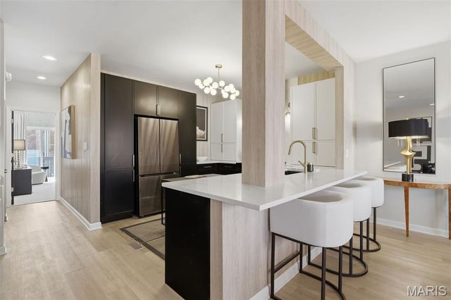 4454 Lindell Boulevard 27, St Louis, MO 63108