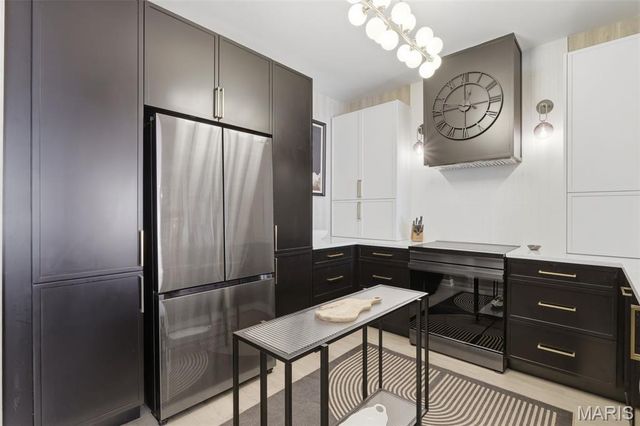 4454 Lindell Boulevard 27, St Louis, MO 63108