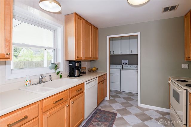 1040 Kenosha Road, Dayton, OH 45429
