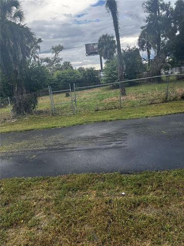 704 E OKALOOSA AVENUE, Tampa, FL 33604