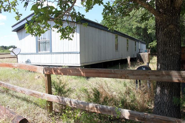 720 Green Acre DR, Dale, TX 78616