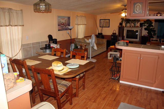 720 Green Acre DR, Dale, TX 78616
